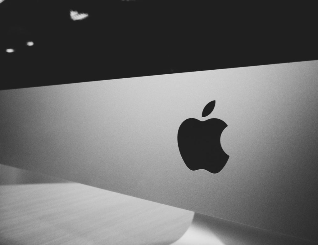 Appleケア+との違いは