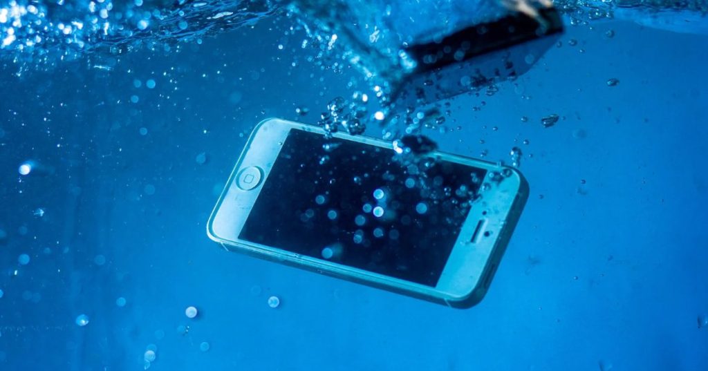 スマホの水没