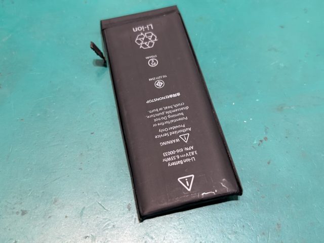 iPhone6s　バッテリー交換
