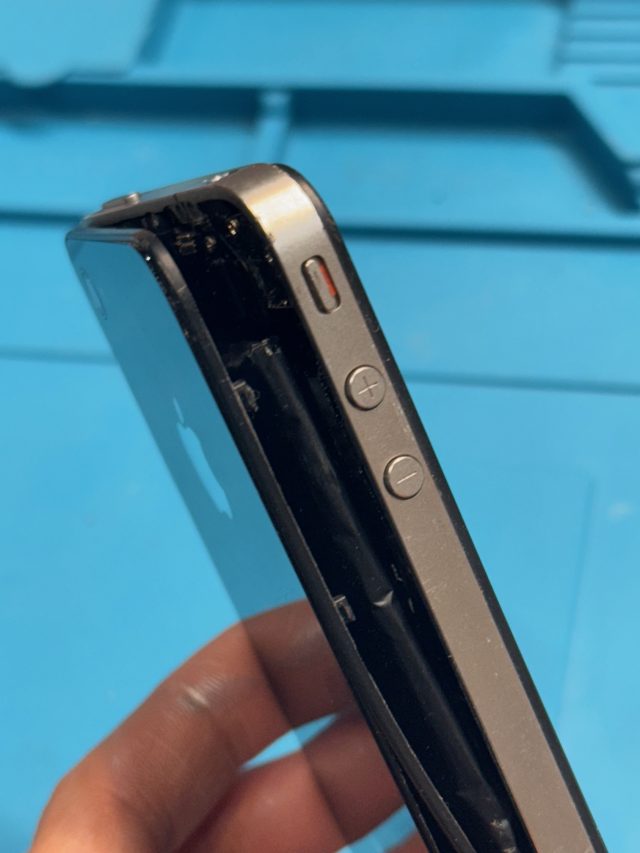 iPhone4　バッテリー交換