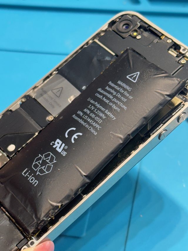 iPhone4　バッテリー交換