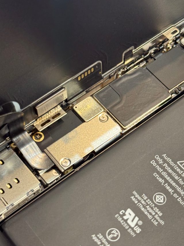 iPhone12　バッテリー交換