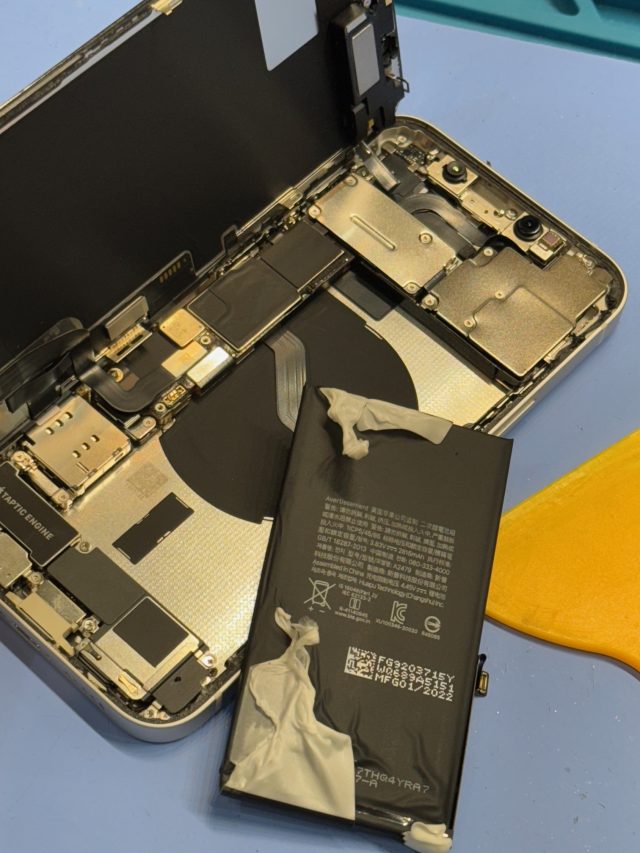 iPhone12　バッテリー交換