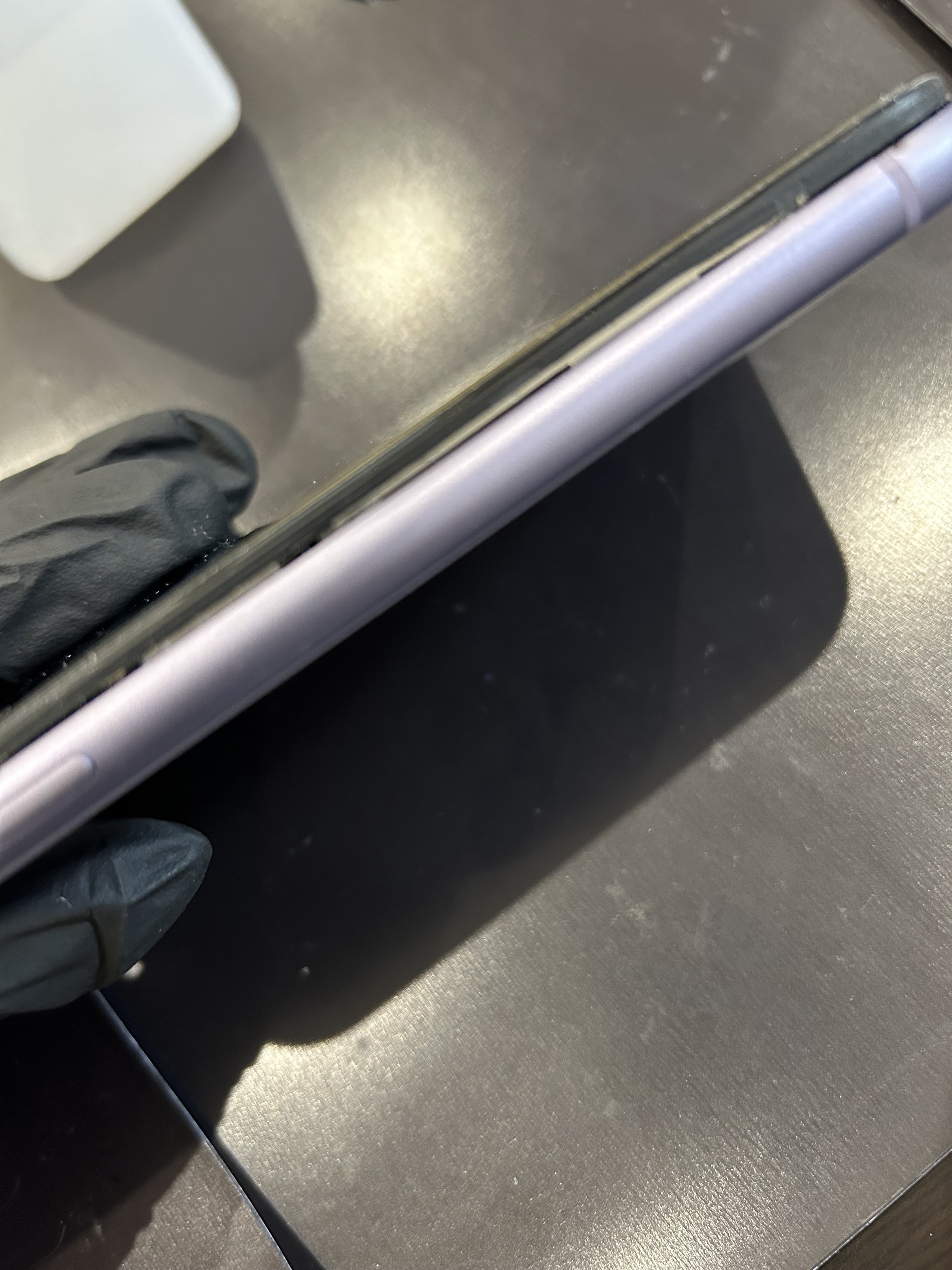 iPhone11バッテリー膨張によるバッテリー交換