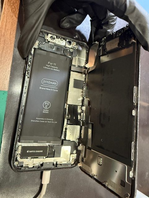 iPhone11　カメラ、バッテリー交換