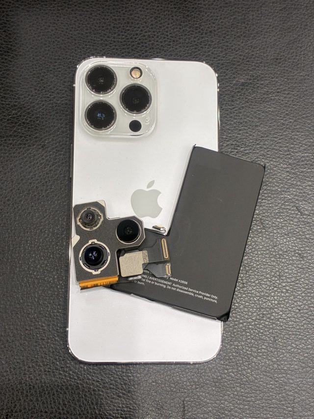 iPhone13Pro　バッテリー交換　リアカメラ交換　カメラガラス交換