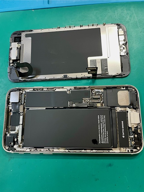 iPhoneSE(第3世代)内部