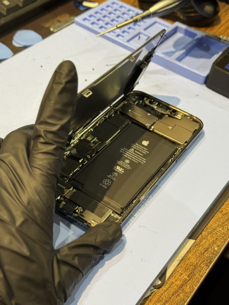 iPhone12バッテリー交換