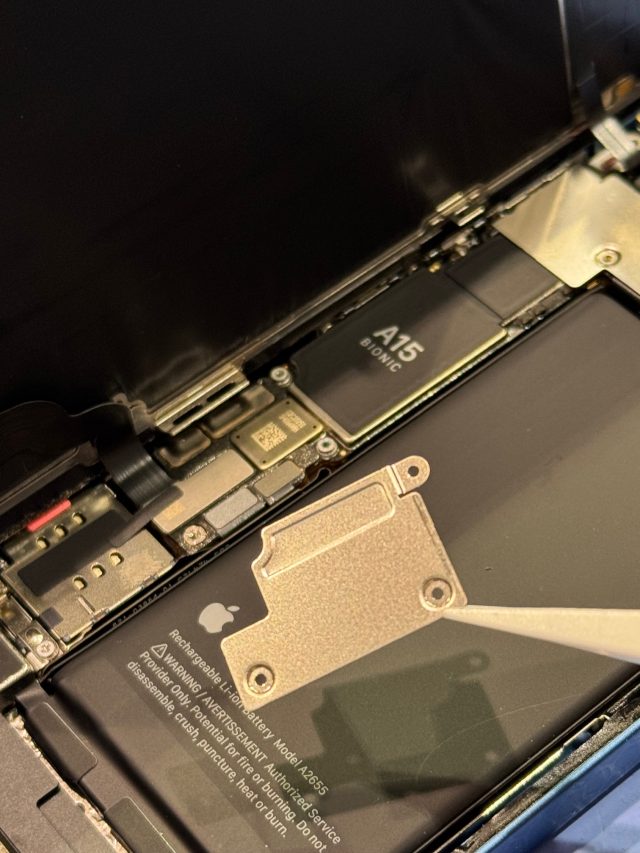 iPhone13　水没復旧