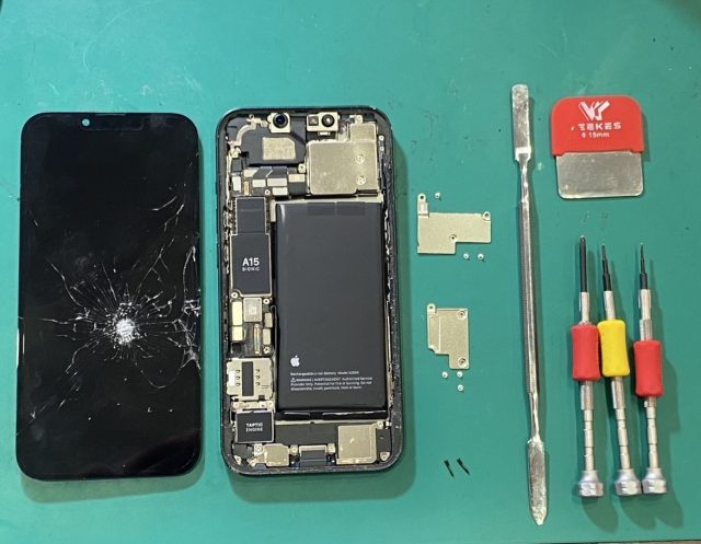 iPhone13　画面・バッテリー交換