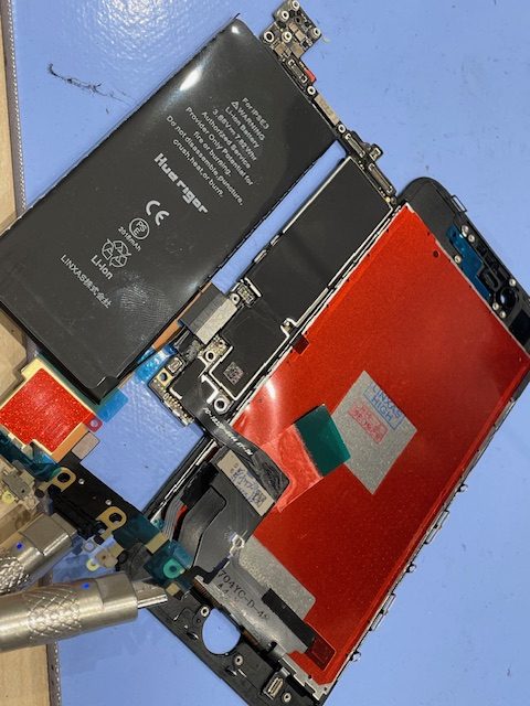 iPhoneSE3 水没復旧修理