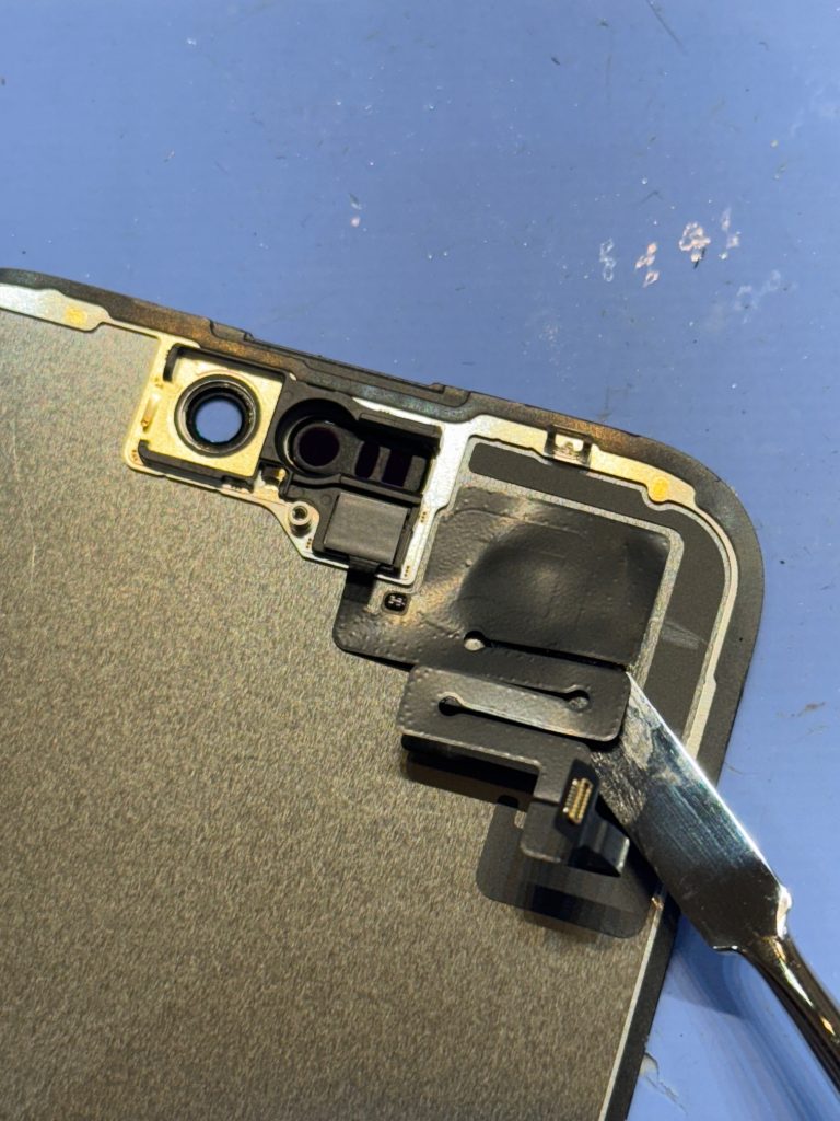 iPhone16　画面修理