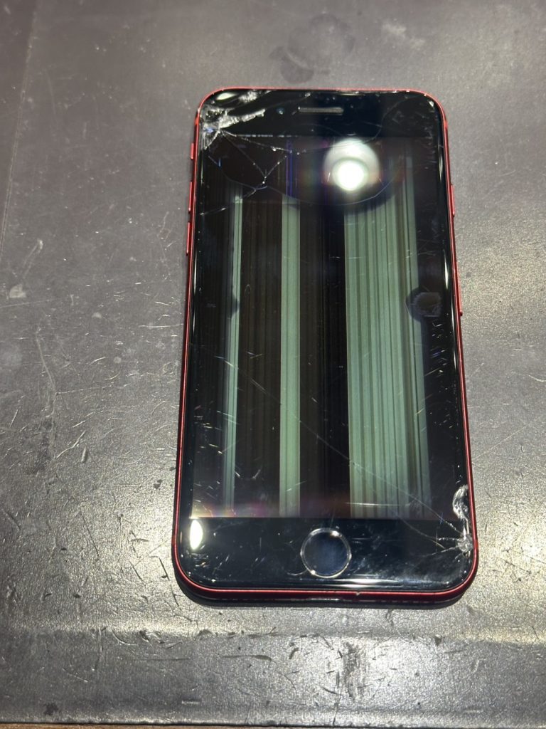 iPhone - 【SSR】iPhone se 第二世代　SIMフリー　画面割れ iPhone SE第二世代 画面割れ SIMフリー