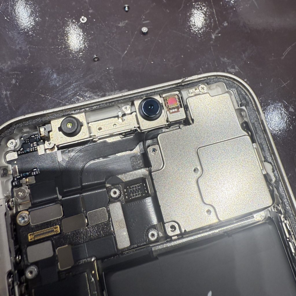 iPhone12　カメラ交換