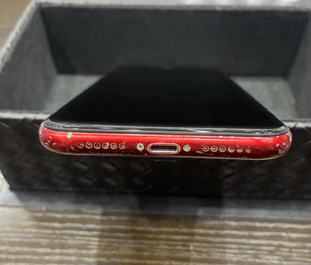 iPhoneXR　iPhone修理　即日修理　iPhoneメンテナンス