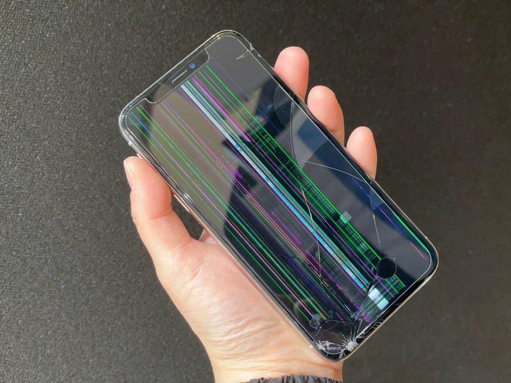 iPhone11　液晶破損修理