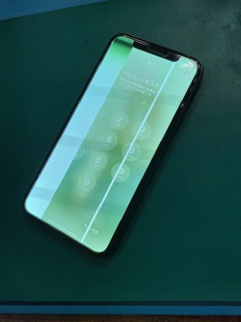 iPhoneXS修理前