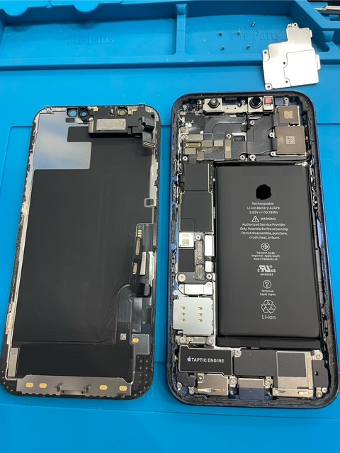 iPhone12内部