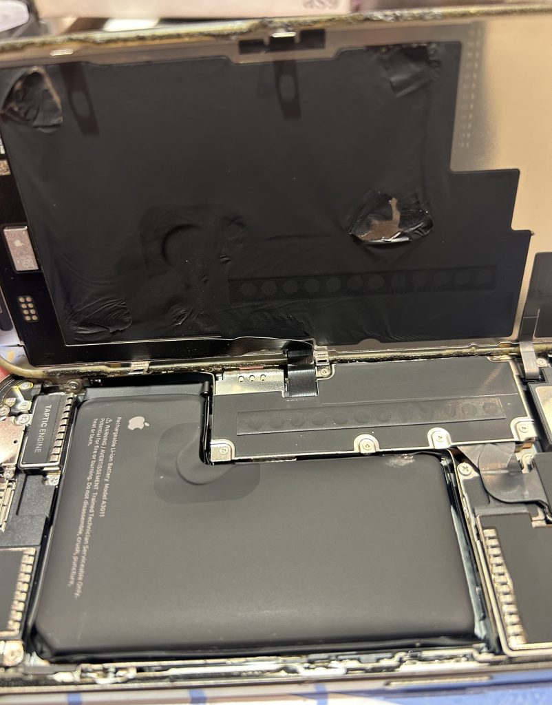 iPhone15Pro バッテリー交換修理