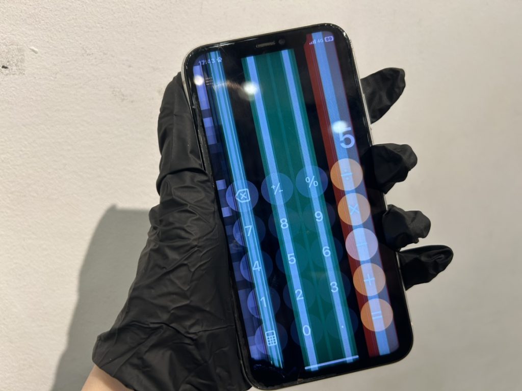 iPhone11　画面交換修理
