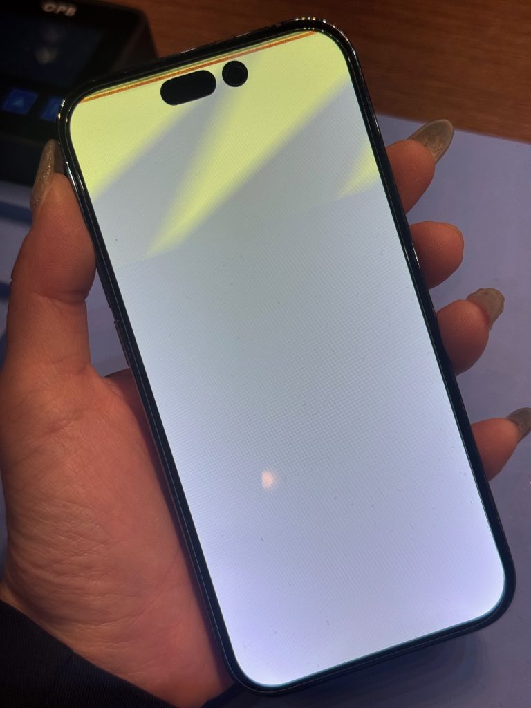 iPhone14Pro　画面修理