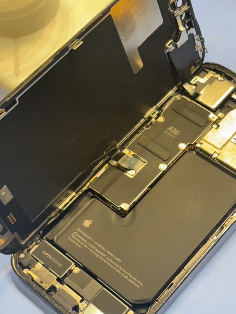 iPhone14Pro　画面修理