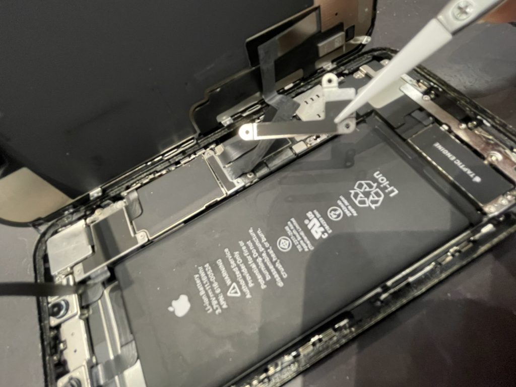 iPhoneXR　内部
