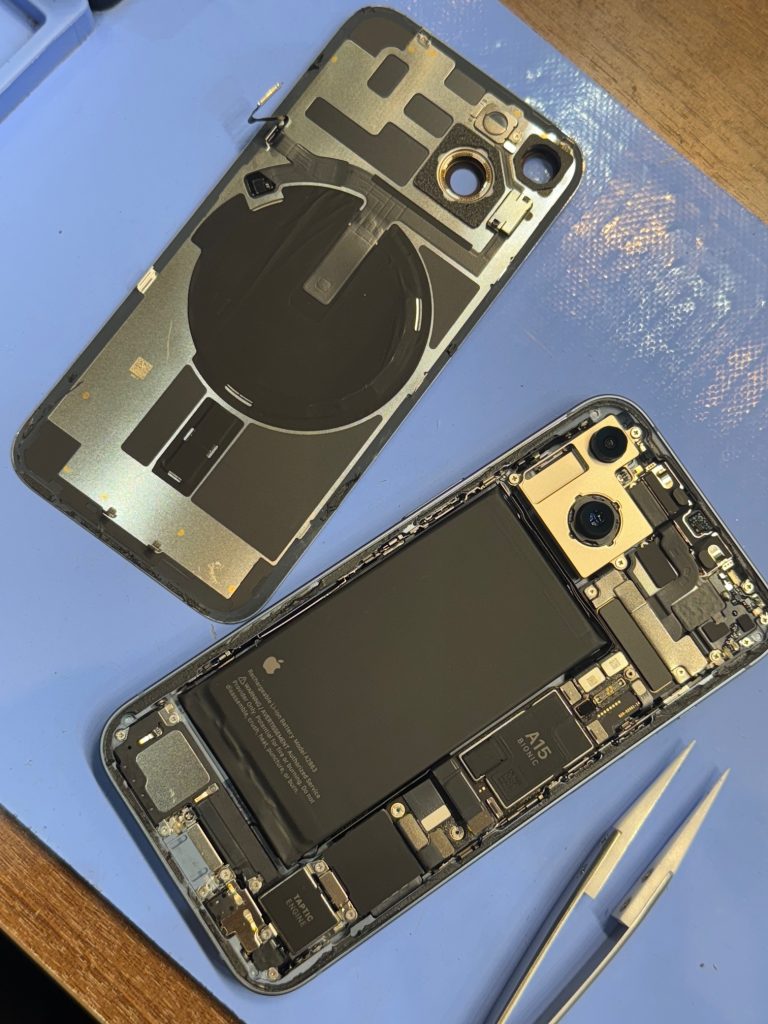 iPhone14　バッテリー交換