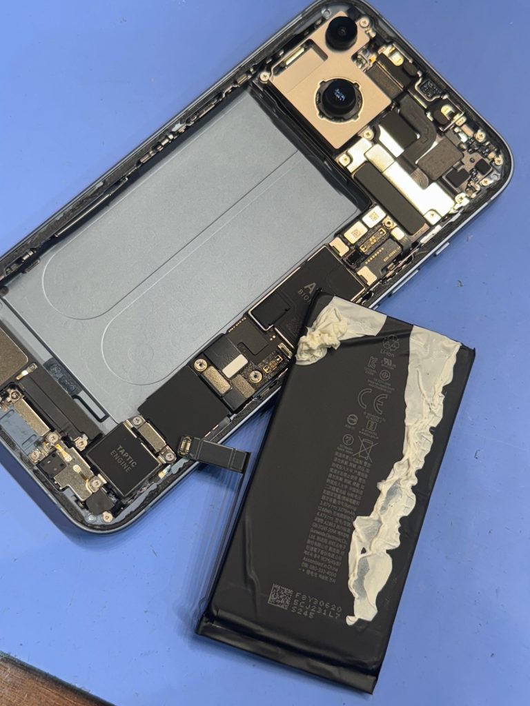 iPhone14　バッテリー交換