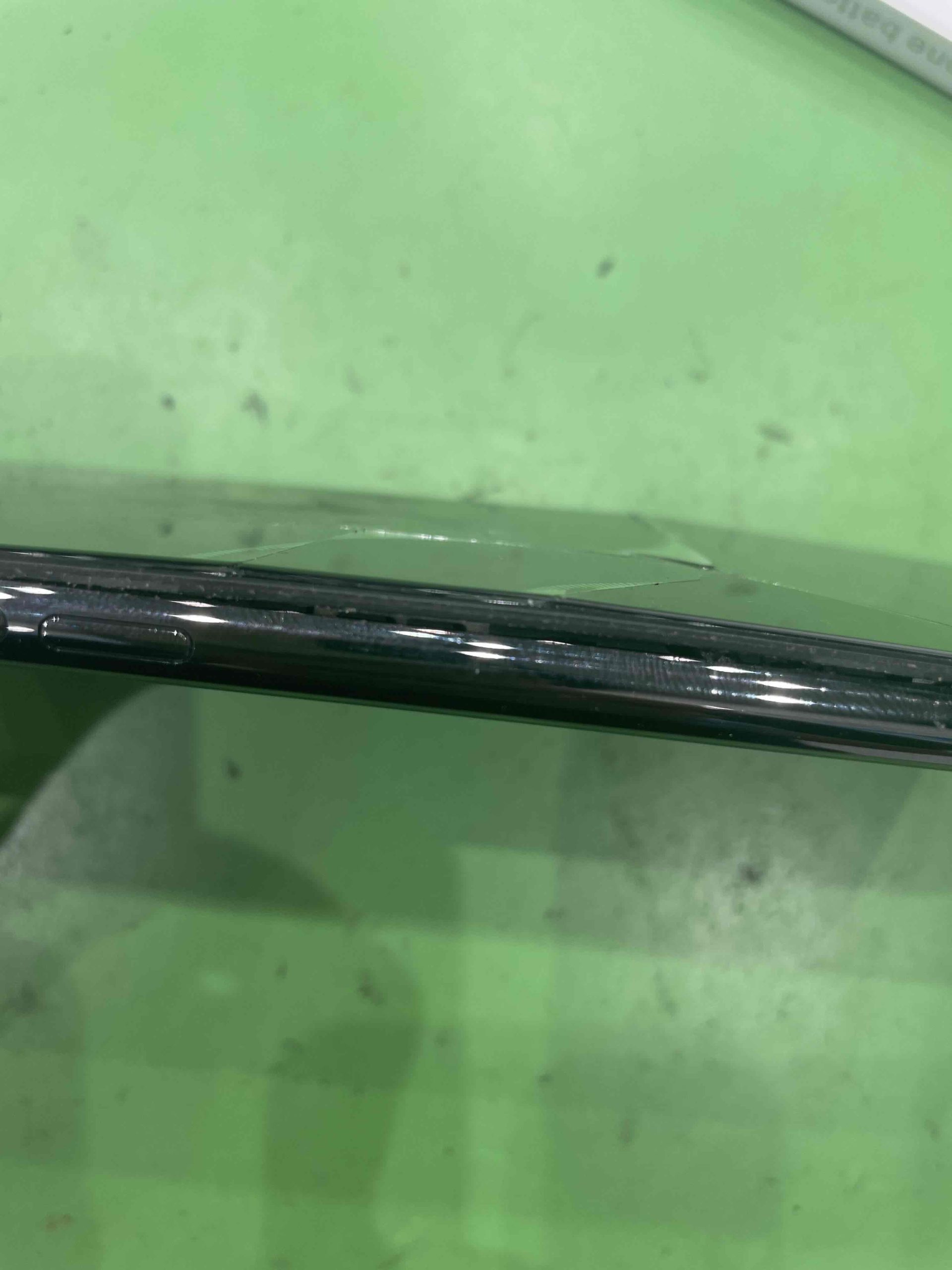 iPhone11　画面＆バッテリー交換