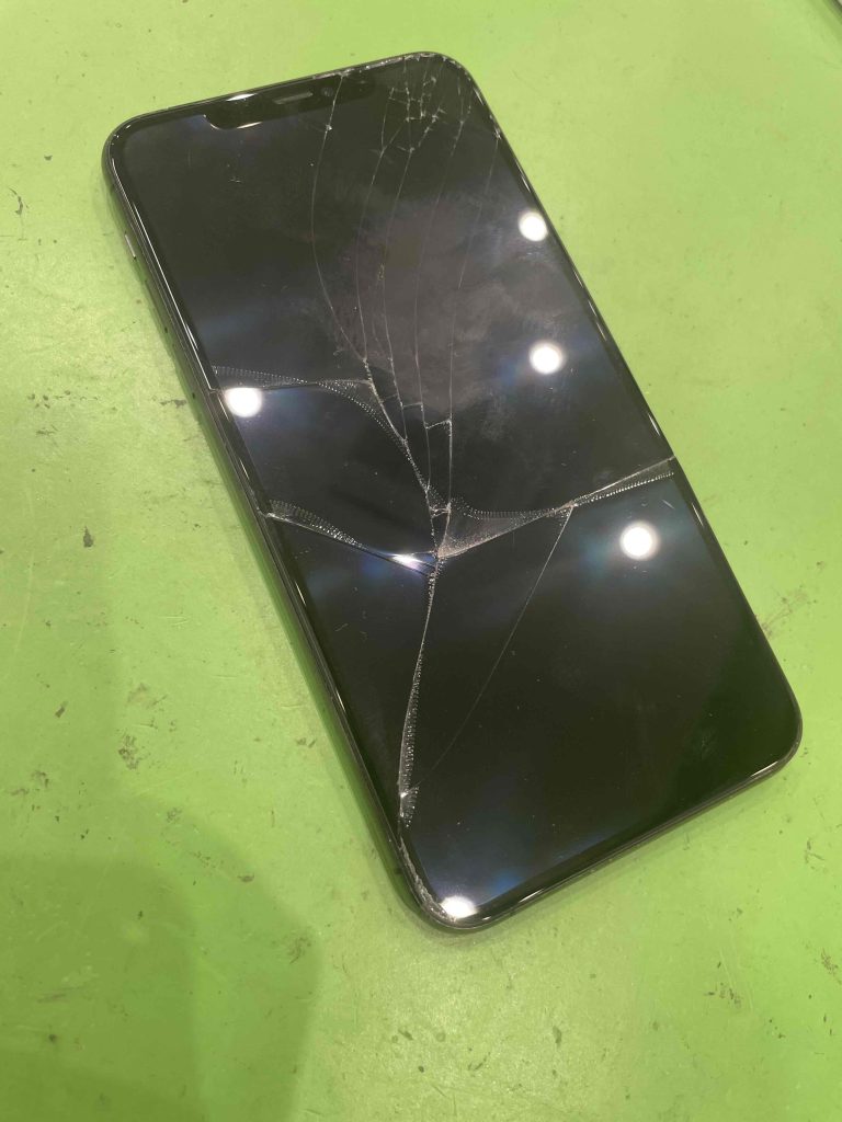 iPhone11
