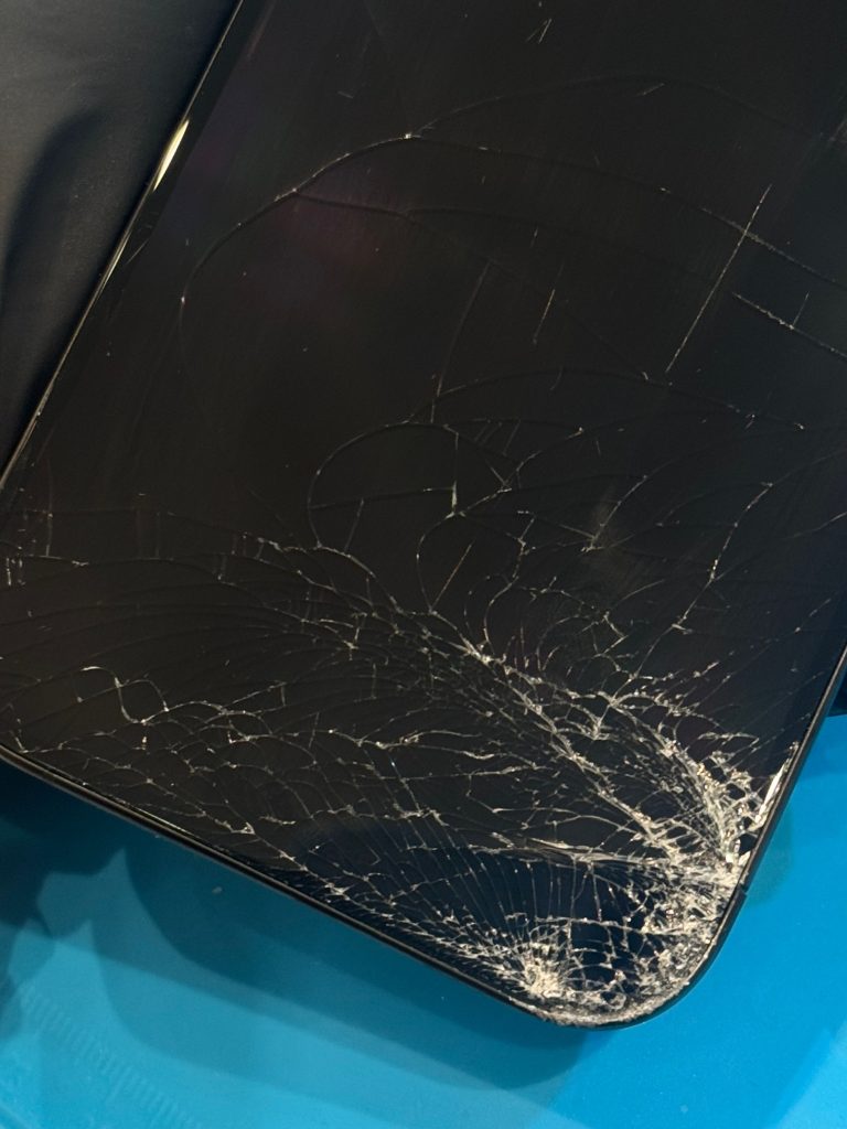 iPhone14　画面修理