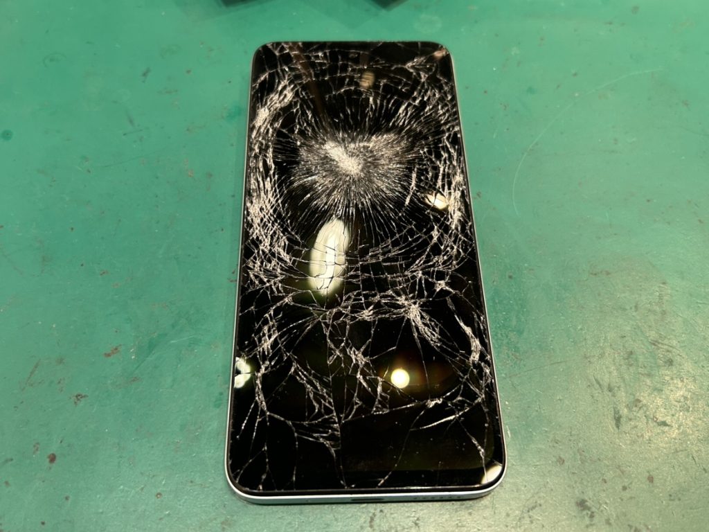 Xiaomi Redmi12 画面交換 修理前