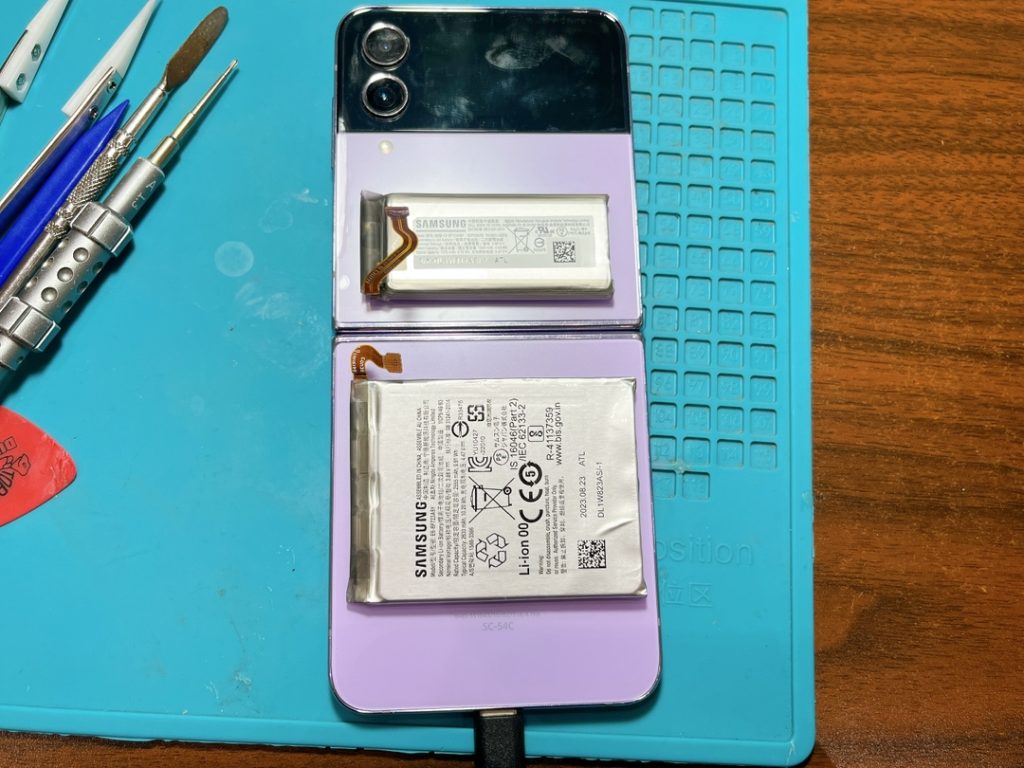 Galaxy Z f;lip4
バッテリー交換