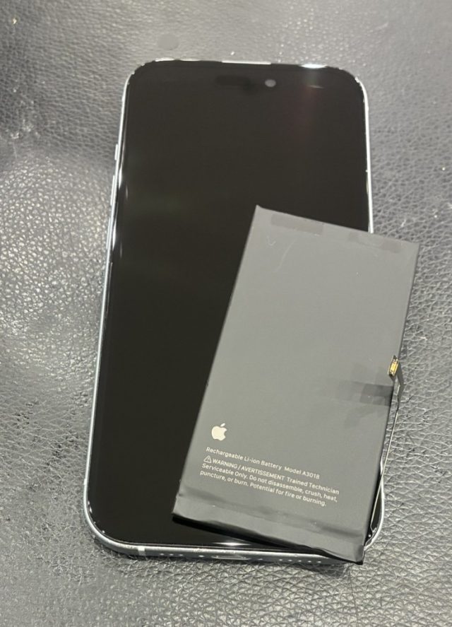 iPhone15　即日修理　データそのまま　バッテリー交換修理　画面交換修理