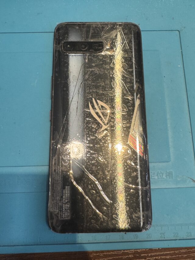 ROG Phone3液晶バッテリー交換