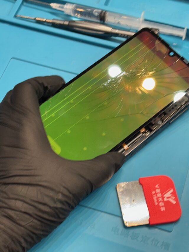 AQUOS sense8 画面修理