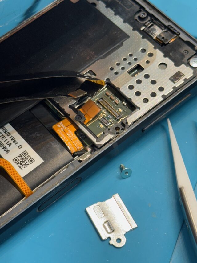 AQUOS sense8 画面修理