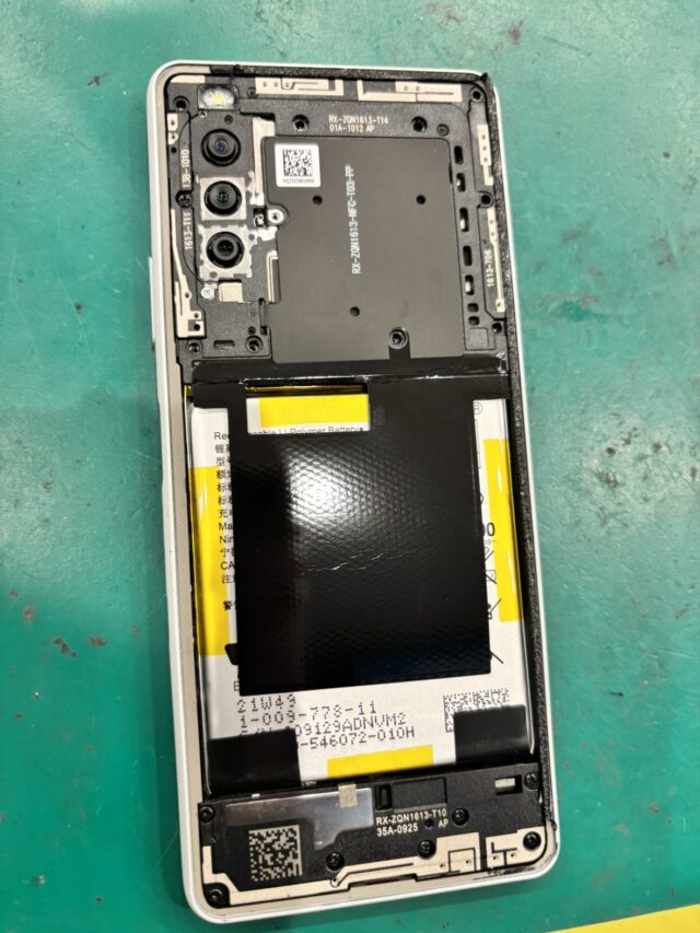 Xperia10Ⅲバッテリー交換