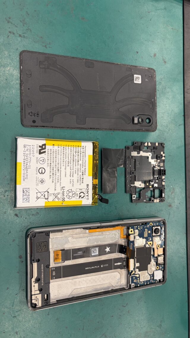 XperiaAceⅢ　画面交換