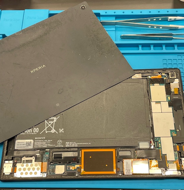 XperiaTablet Zコネクタ＆バッテリー交換